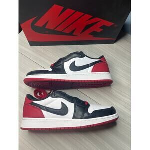 Brand new Nike air Jordan retro 1 Low size 6.5 youth with the box